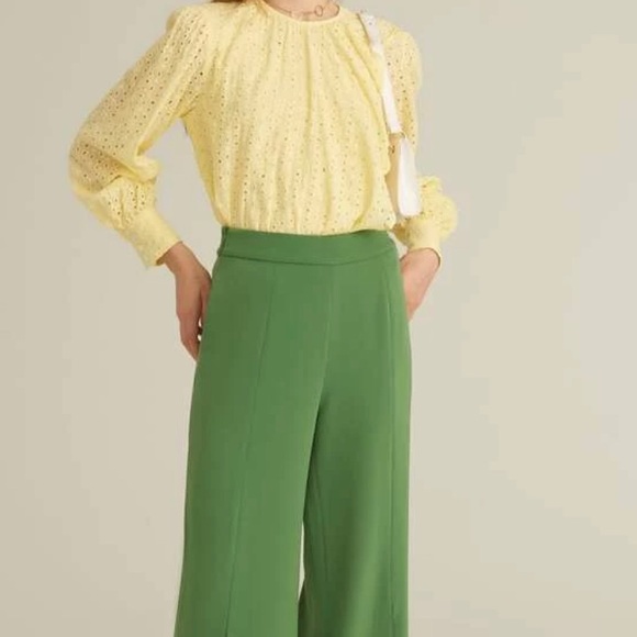 Yellow Top - Picture 2 of 3